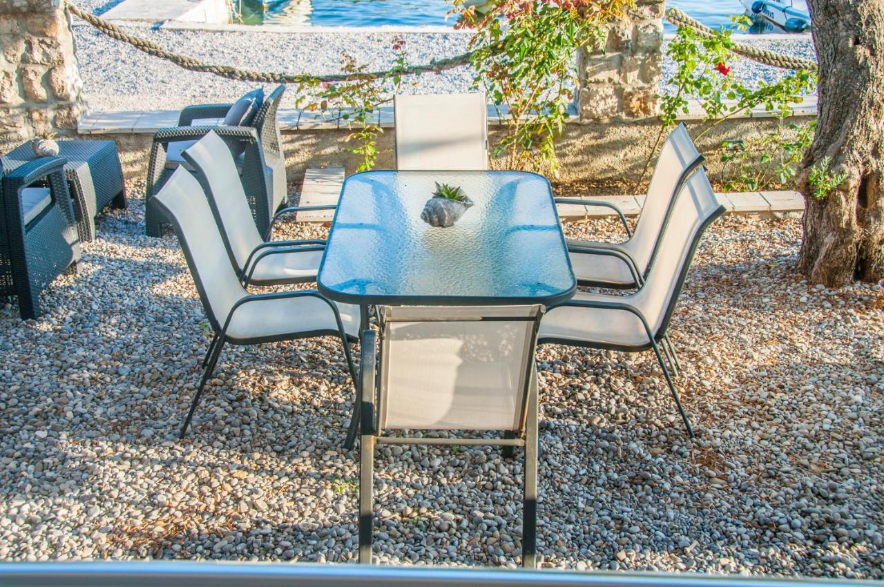 Beach Apartments 蒂瓦特 外观 照片